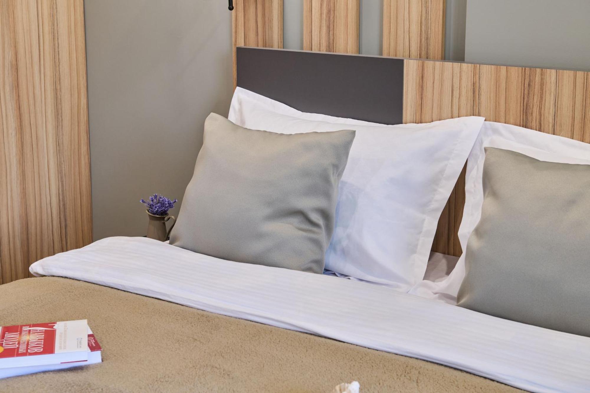 Five Business-Class Rooms In R-House Near Mega Center אלמטי מראה חיצוני תמונה
